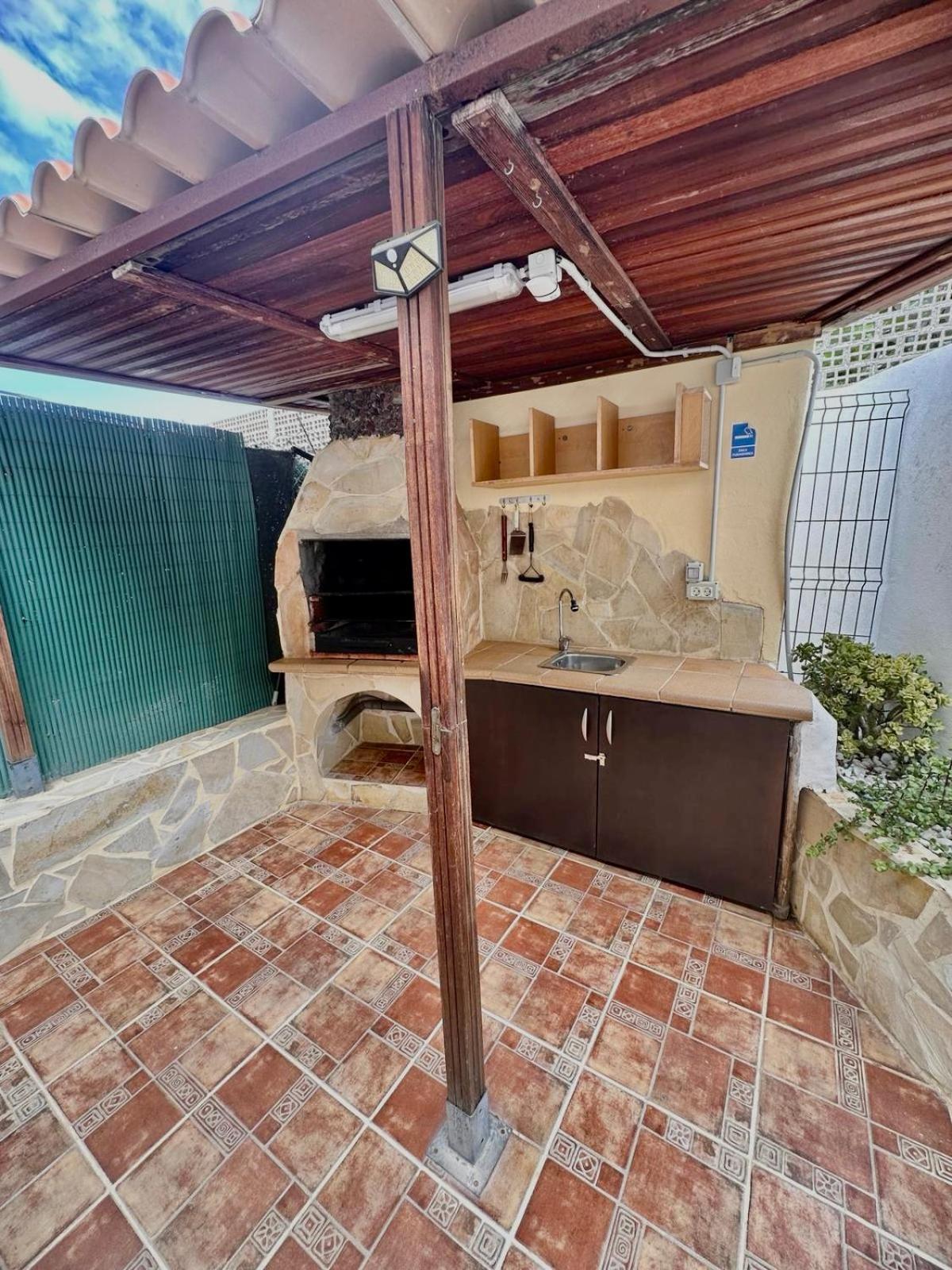 Beach Paradise Apartment アデヘ エクステリア 写真