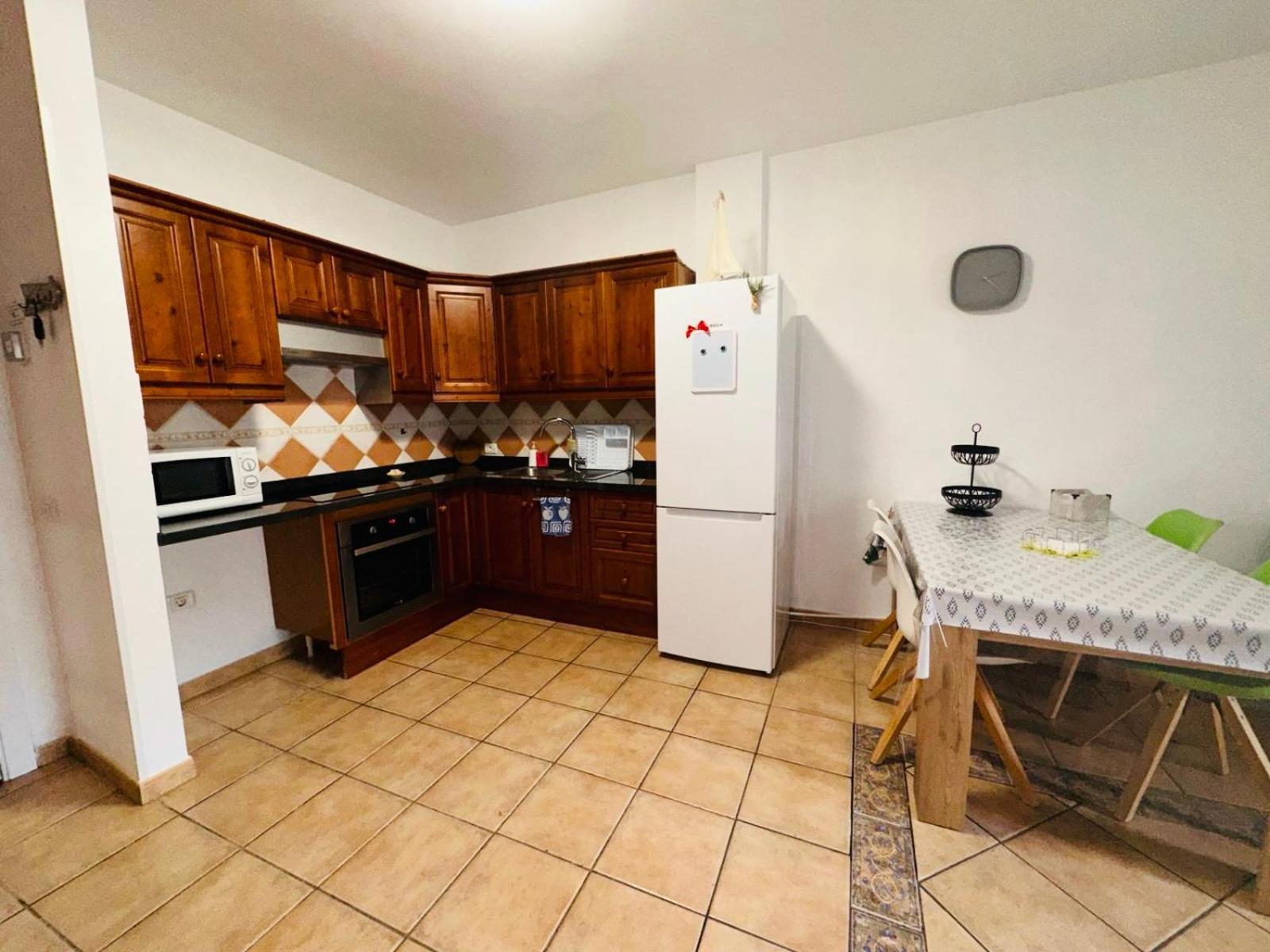 Beach Paradise Apartment アデヘ エクステリア 写真